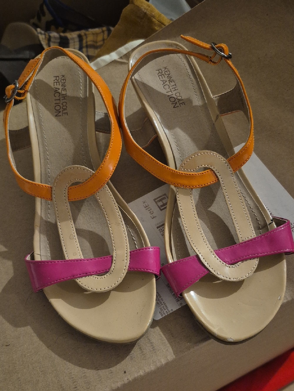 Kenneth Cole Reaction Pink and Orange Leather T-Strap Sandals - Picture 4 of 4